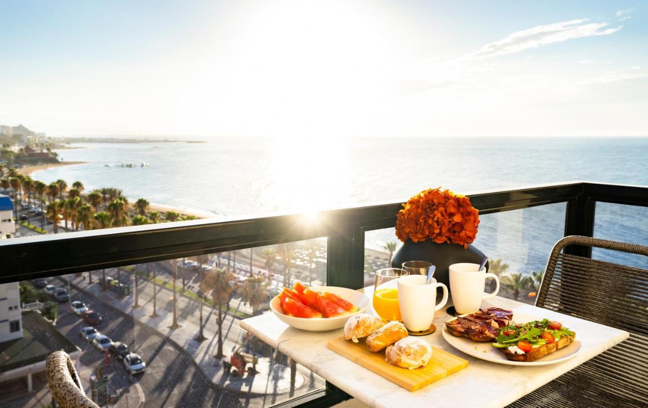 Aloha Apartamentos - Primera Linea De Playa - Vista Al Mar Benalmádena Dış mekan fotoğraf