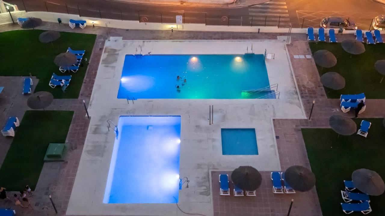 Aloha Apartamentos - Primera Linea De Playa - Vista Al Mar Benalmádena Dış mekan fotoğraf