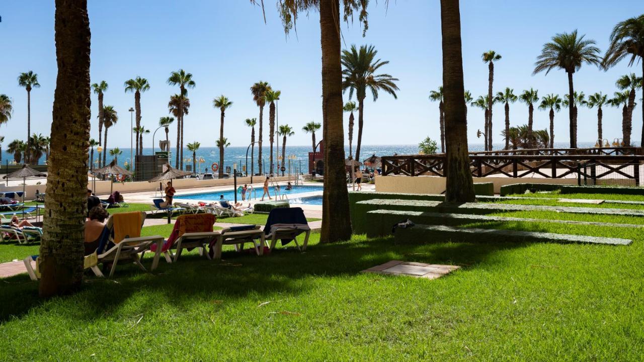 Aloha Apartamentos - Primera Linea De Playa - Vista Al Mar Benalmádena Dış mekan fotoğraf